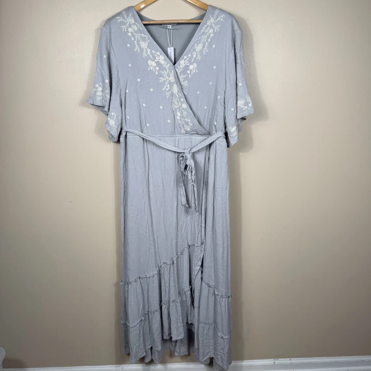 Midi Floral Plus Size Wrap Dresses for sale | eBay Midi Floral Plus Size Wrap Dresses for sale | eBay