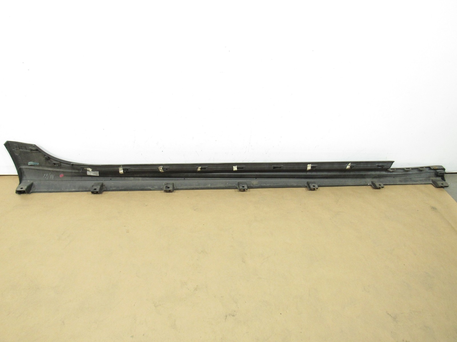 14-19 Maserati Quattroporte 2016 Left Driver Rocker Skirt Molding Panel ;:M