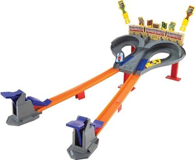 Hot Wheels Race Super Speed Blastway Track Play Set CDL49 2015