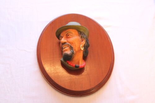 Vintage Bossons “Tibetan” Man w/Green Hat -Hand Painted Head Mask 1960's PLAQUE - Picture 1 of 4