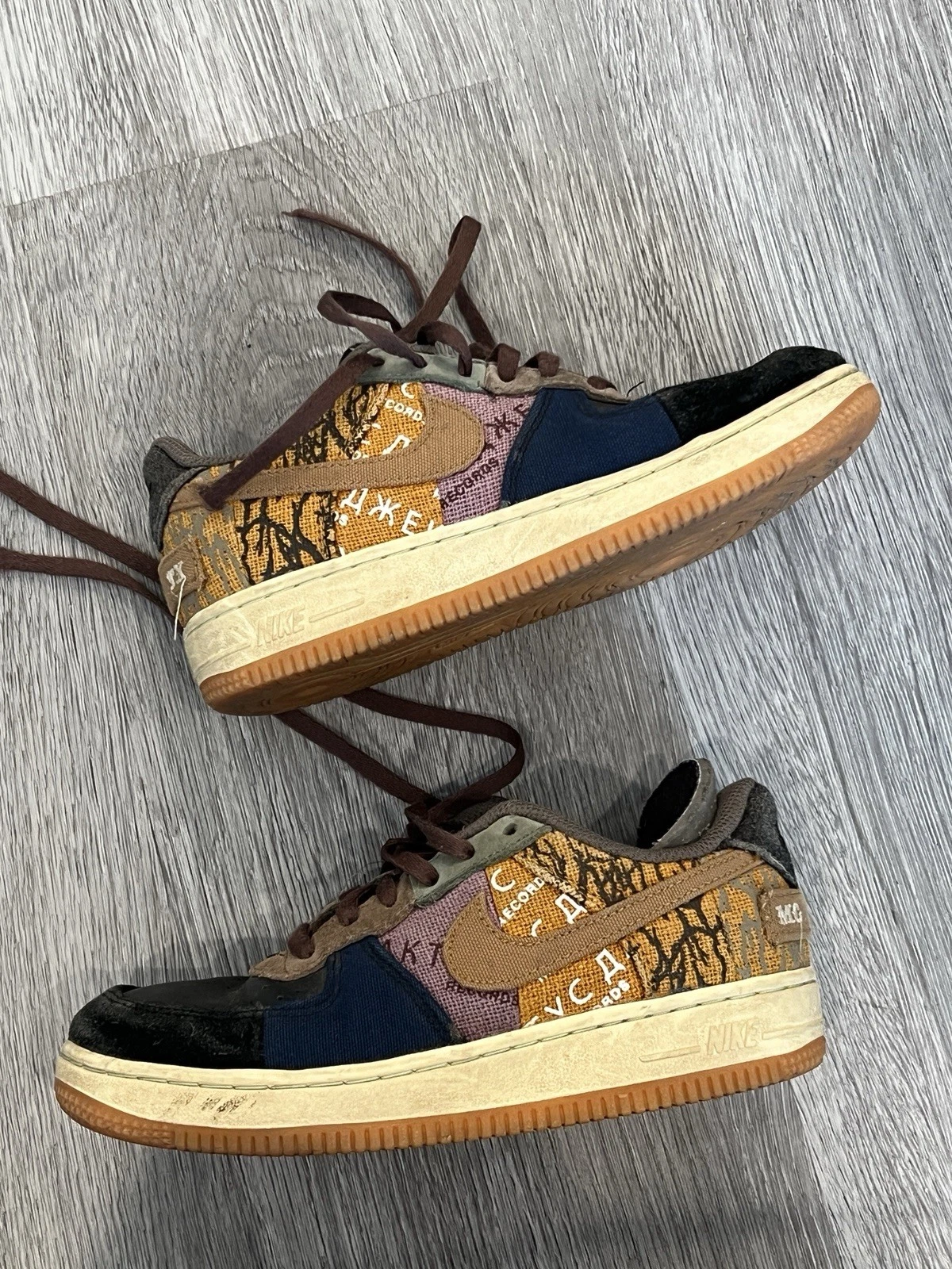 NIKE Autentico Travis Scott Air Force taglia 1 bambino 2 anni