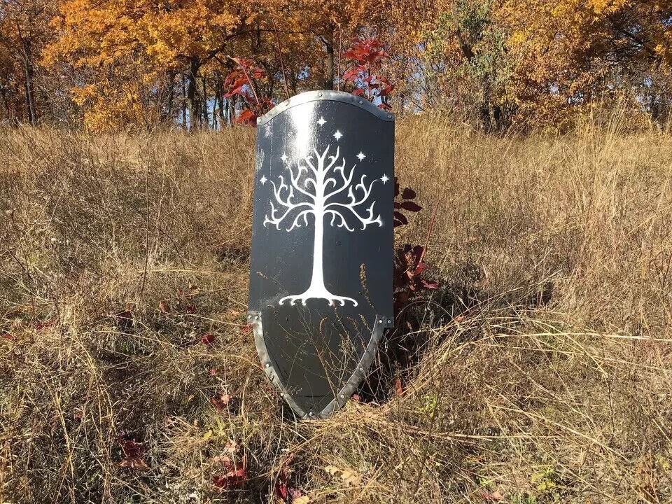 Señor de los Anillos Escudo de Gondor Árbol Blanco Tallado Guardián Escudo 36"