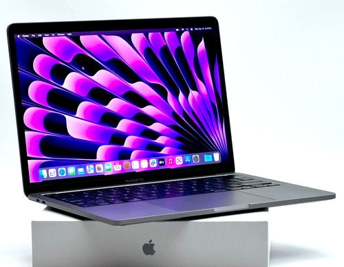 2020/2021 MacBook Pro 13 QUAD 3.8GHZ / 16GB RAM / 512GB SSD / Apple Laptop