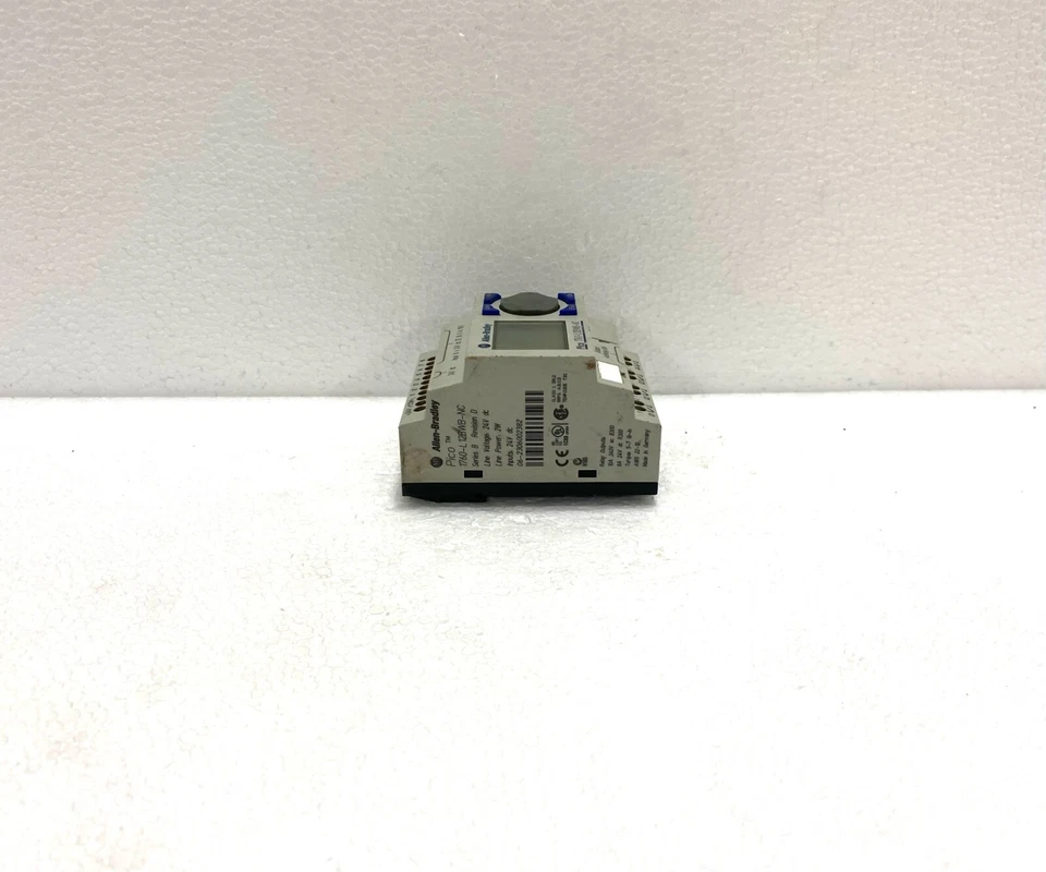 Allen Bradley 1760-L12BWB-NC Pico Controller 8 Digital Inputs 4 Relay 24VDC - Image 4 of 4