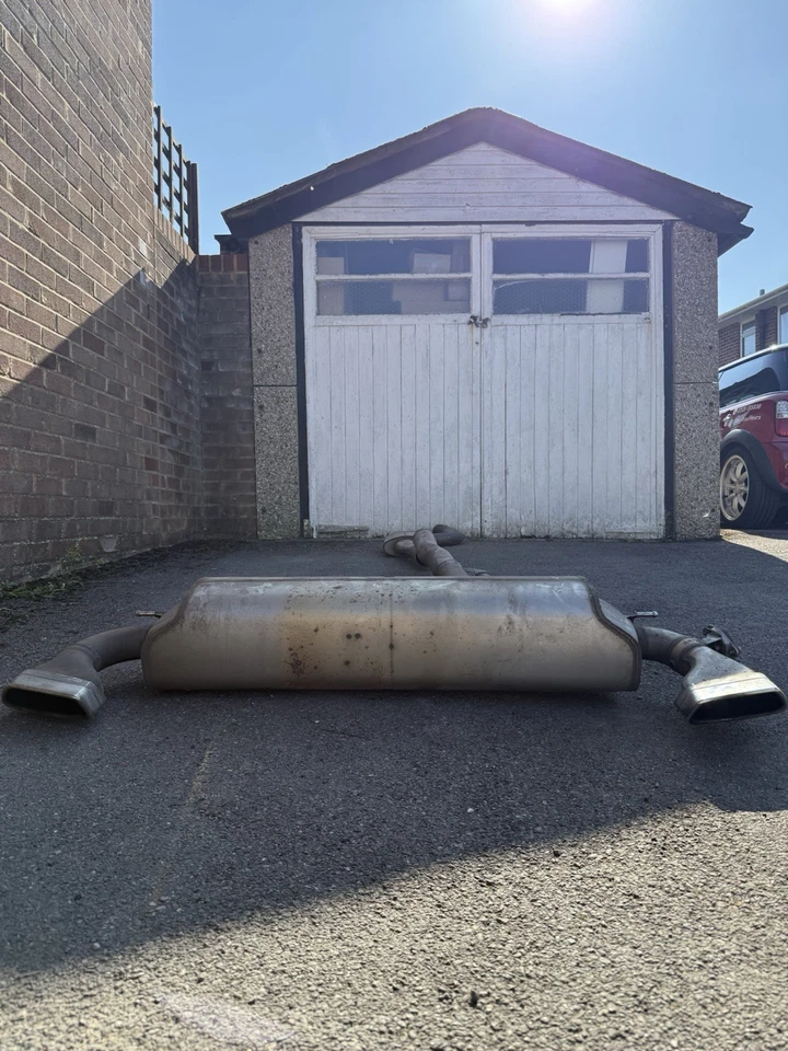 Bmw G30 540i 2017 OEM Exhaust 186206421620 - Image 2 of 4