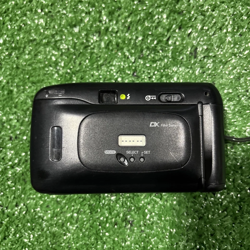 Cámara fotográfica compacta Revue Slimshot Date apuntar y disparar 35 mm punto de trabajo y sho Foto 2 de 4