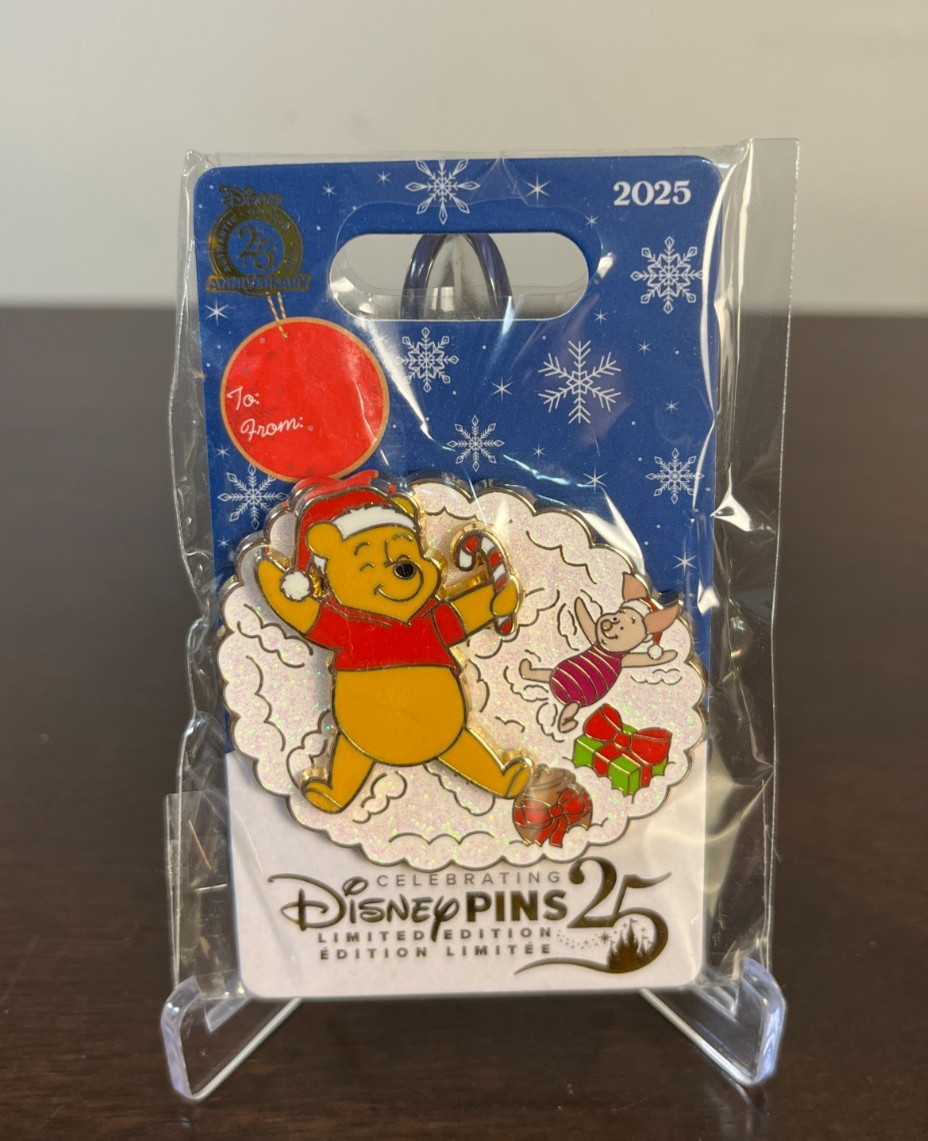Disney Winnie the Pooh and Piglet Holiday Pin 2025 LE  2300 25th Anniversary