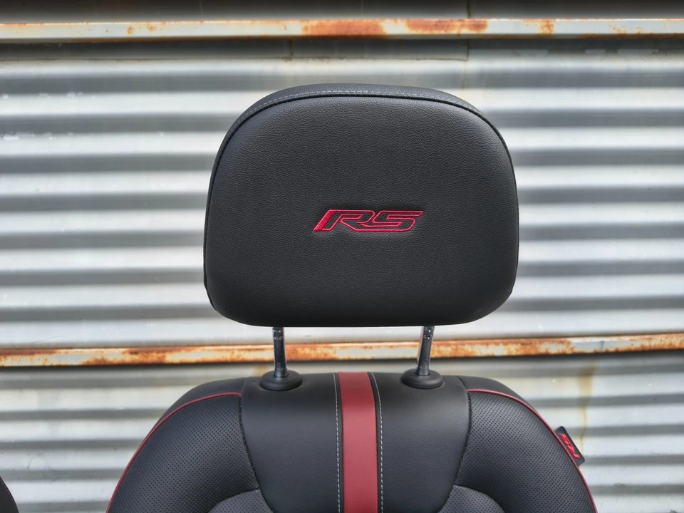 Juego de asientos delanteros izquierdo y derecho Chevrolet Trax RS 2024-2025 cuero negro OEM Foto 4 de 4