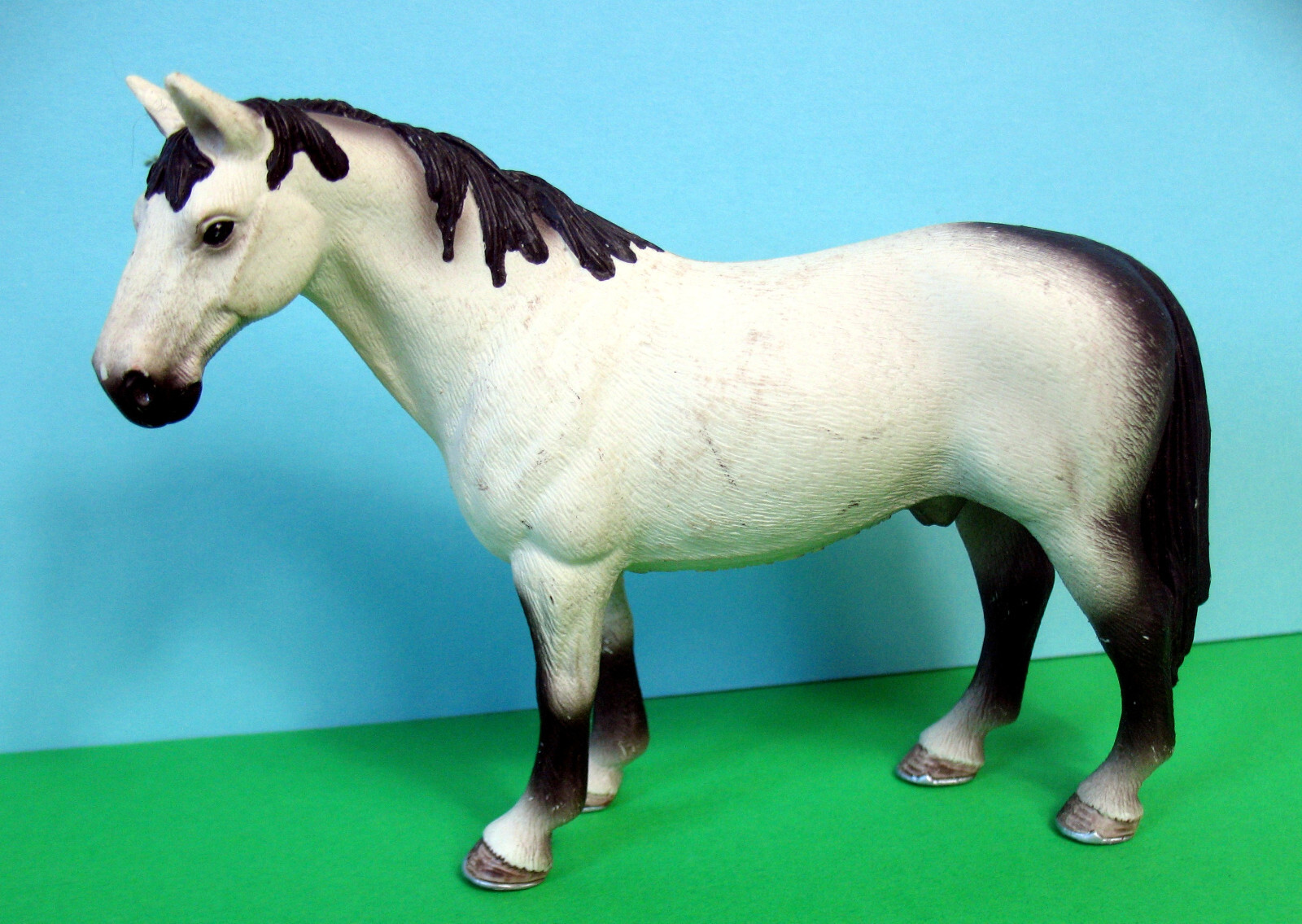 SCHLEICH Accessori Per Cavalli Con Criniera Pettinabile - Set Pettini E Perline - 4