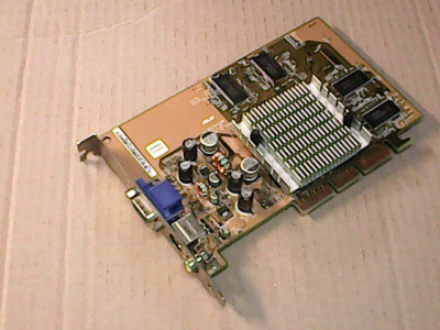 carte graphique gigabyte gv-n55128t 128mb vga video