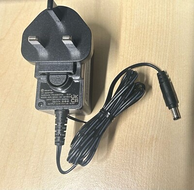 Original HOITO 12V 1,5A 18W Schaltnetzteil - ADS-18FQC-12N - Schwarz