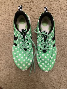 nike roshe polka dot