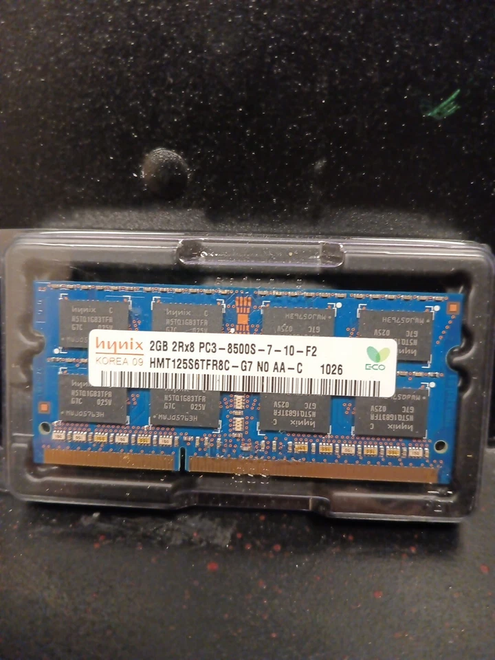 Hynix 2 x 2GB 2Rx8 PC3-8500S 7-10-F2 Desktop RAM Memory HMT125S6TFR8C G7 - Image 4 of 4