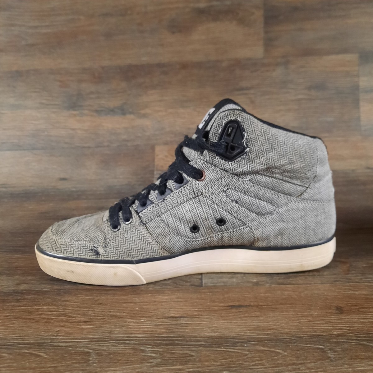 DC Spartan HI WC Mens Shoes Sneakers Size 8 Grey High Top  display picture 3