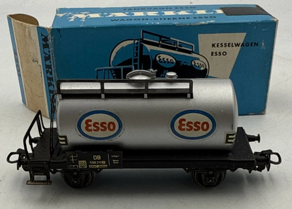 Vintage HO Märklin 4501 Tank Car ESSO Excellent Condition In The Box. - Image 4 of 4