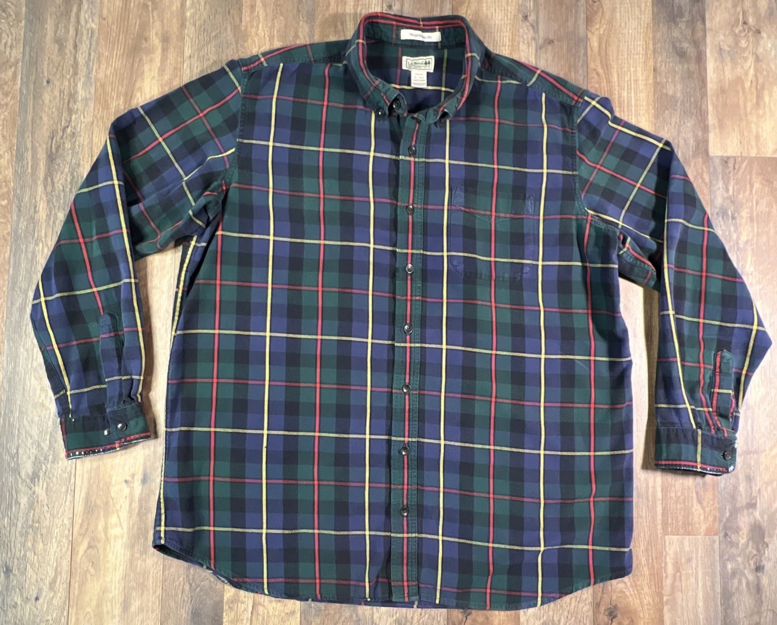 Vintage LL Bean Flannel XL Tall XLT Scotch Plaid Button Down Traditional Fit.
Opens in a new window
