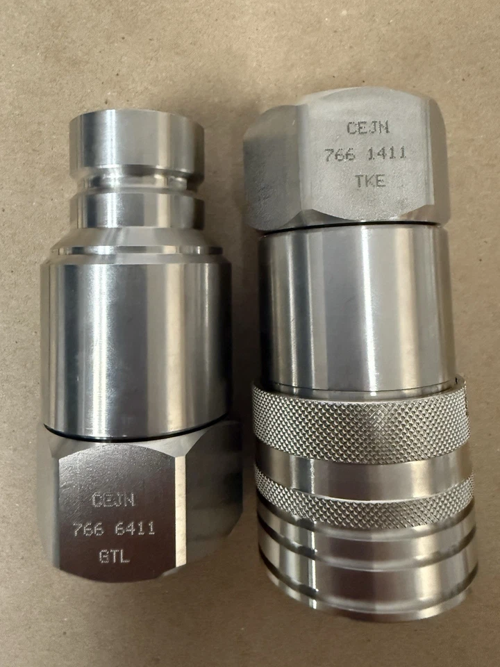 (set) 766-1411 & 766-6411 ISO 16028 FF 316SS 3/4” NPT With Viton Seals - Image 2 of 4