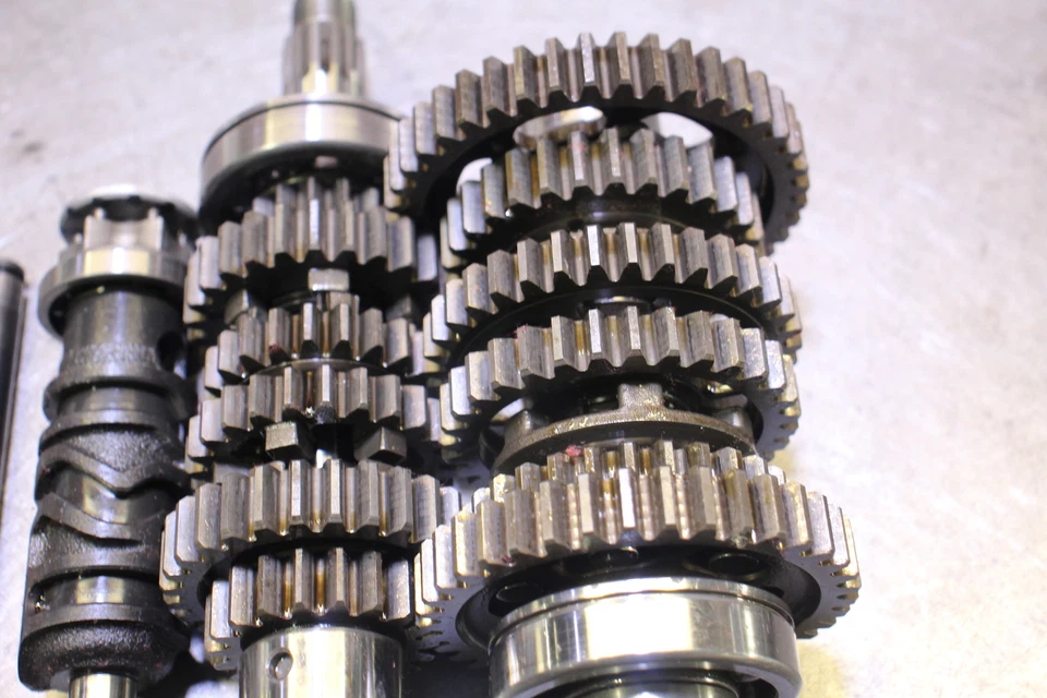 84-86 Kawasaki Ninja 900r Gpz 900 Transmission Tranny Foto 2 de 4