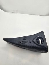 John Deere TK225FD Fanggs Bucket Tooth