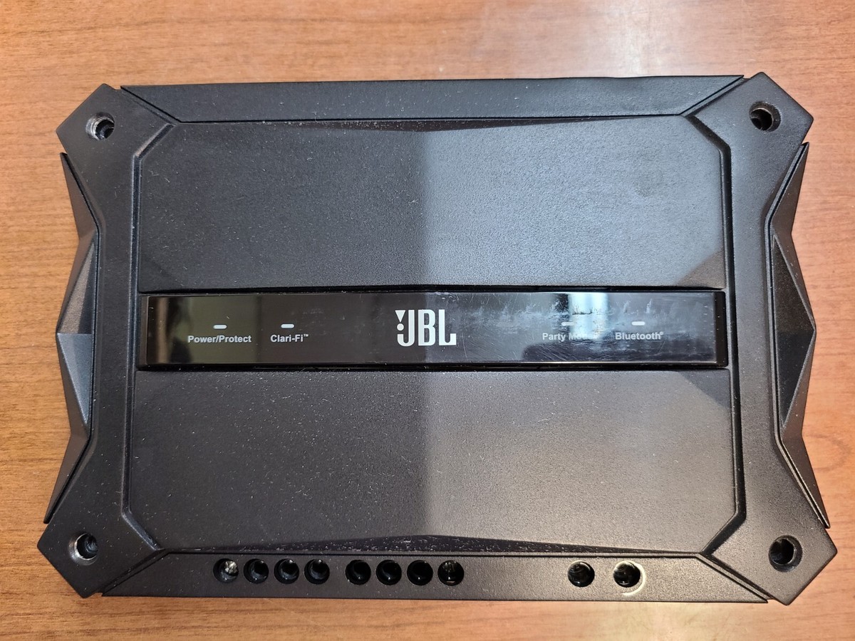 JBL GTR-104 4 CHANNEL AUTOMOTIVE AMPLIFIER 100 WATTS RMS x 4