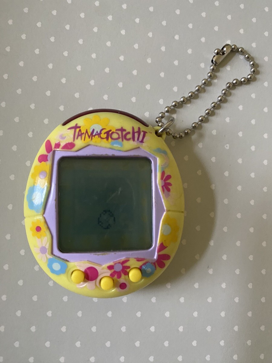 Tamagotchi Connection Version 2 Yellow Flowers Retro Vintage