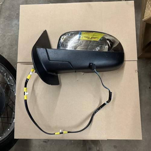 Driver Side View Mirror Power Opt DL8 Chrome Fits 09-14 YUKON 409921