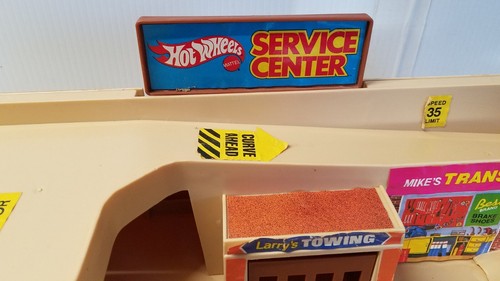 1979 Hot Wheels Service Center Sto-N-Go Car Wash Garage Gas Playset 3138SB - Picture 2 of 7