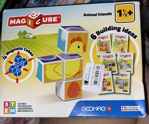 magnetic building cubes