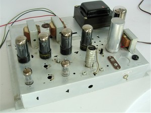 VINTAGE MAGNAVOX STEREO TUBE AMPLIFIER 185 - Push-Pull 6V6 output