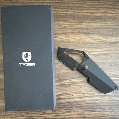 Tyger K7 Pocketknife Black 154CM Blade Plain Edge Manual Folding