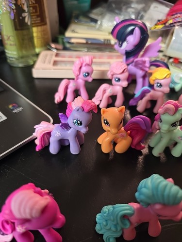 Lot Of 20 Hasbro My Little Pony Figures Used Great Condition Pics Show Lot - Picture 5 of 24