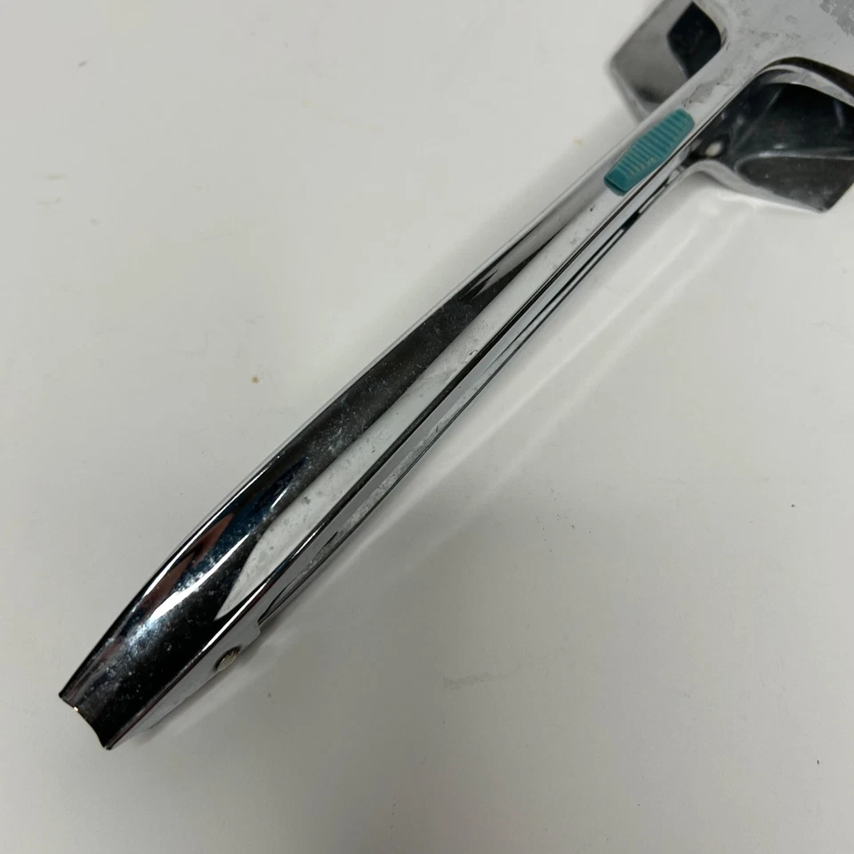Vintage MCM FOLEY CHROME TONGS SPATULA COMBO KITCHEN GADGET  194113- VINTAGE - Image 3 of 4