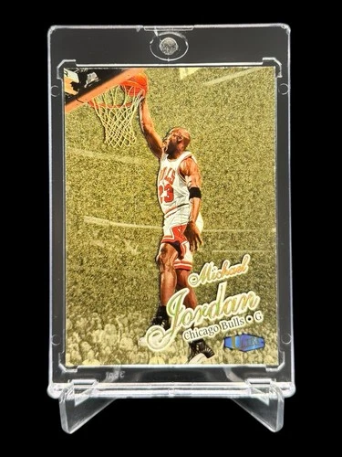 1997 Fleer Ultra MICHAEL JORDAN GOLD MEDALLION SSP VARIATION #23G🔥ULTRA RARE🔥