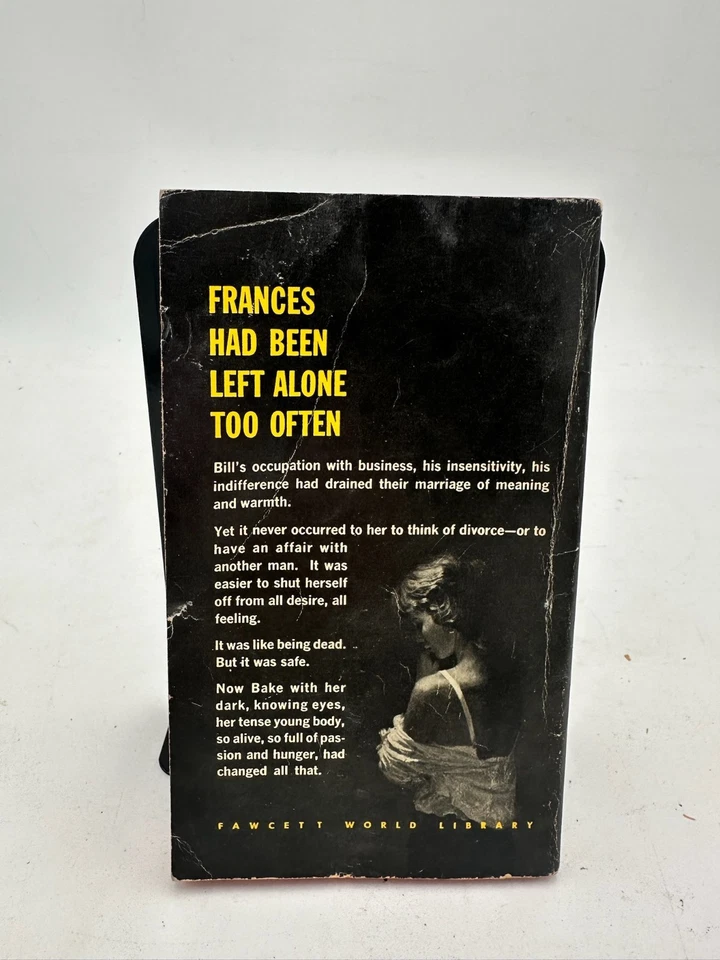 Stranger on Lesbos 1960 1st Print Valerie Taylor Vintage Sleaze Lesbian GGA Pulp - Image 2 of 4