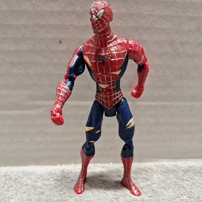 2006 Hasbro SPIDER MAN 3 Battle Damage Punching 5'' Action Figure