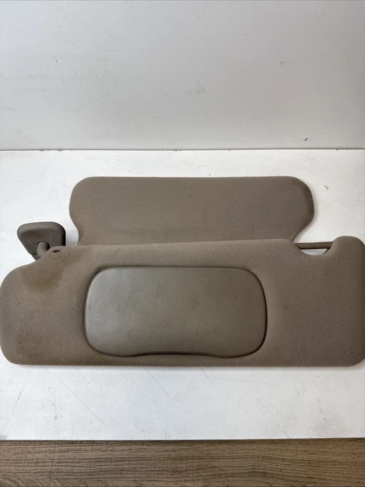 Parasol lado del conductor Toyota Avalon 1995-1999 bronceado iluminado Foto 3 de 4