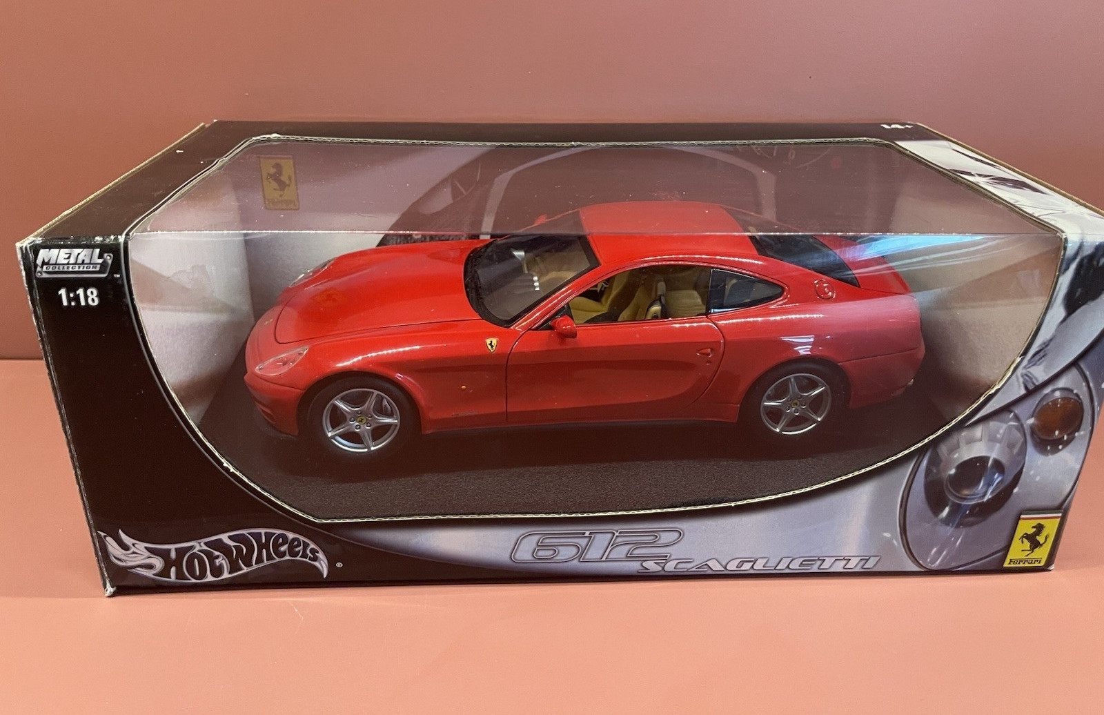 Hot Wheels Ferrari 612 Scaglietti 1:18 Diecast Red Metal