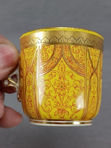 Royal Worcester Red Yellow Black & Gold Moorish Style Demitasse Cup & Saucer - Picture 7 of 13