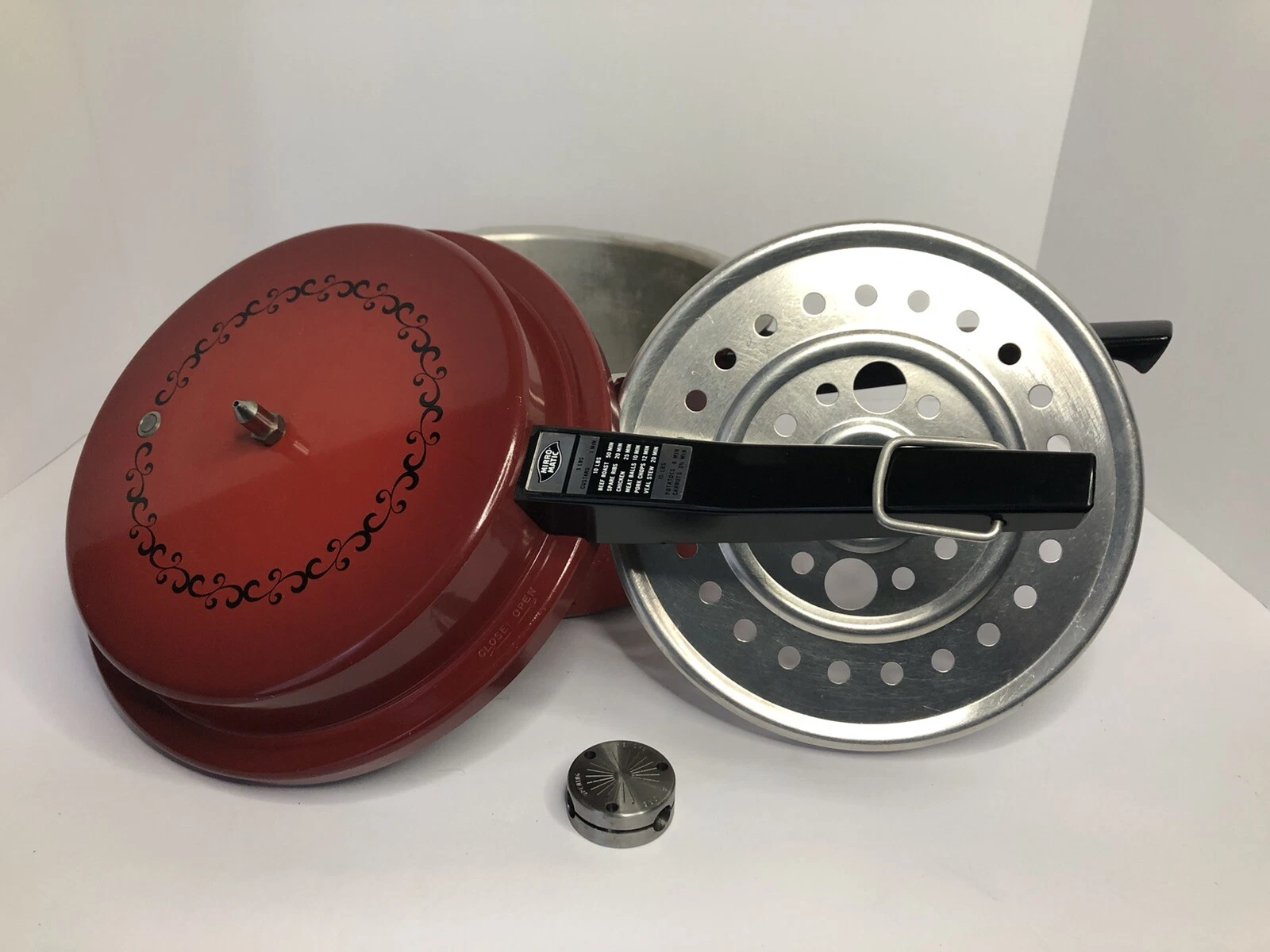 Mirro Matic Red 4 quart Aluminum Pressure Cooker