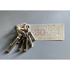 Authentic Vintage Skeleton Key Ring Set  7 TOTAL 