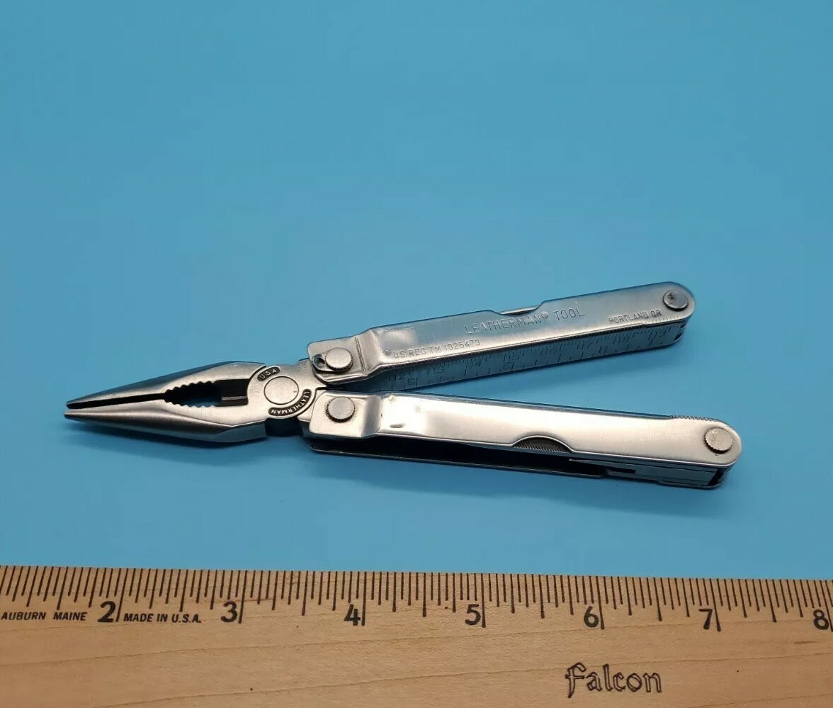 LEATHERMAN USA PST Multi-Tool DATED 0295 - Pliers, Knife LEATHERMAN USA PST Multi-Tool DATED 0295 - Pliers, Knife