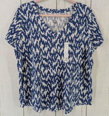 Sonoma Size XL The Everyday Tee Blue White Pattern Short Sleeve V Neck Top NWT