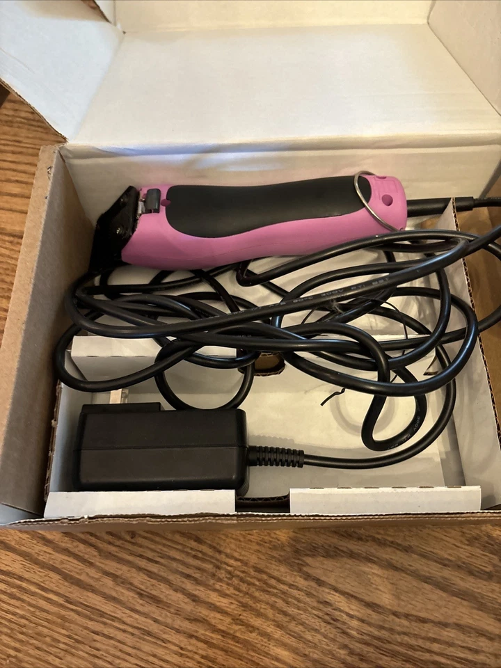 Cortapelos Wahl KM5 2 velocidades motor sin escobillas para perros con hoja #10 rosa Foto 2 de 4