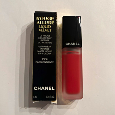 CHANEL Rouge Allure Liquid Velvet Flüssiger Lippenstift Matt Rot 224 6 ml