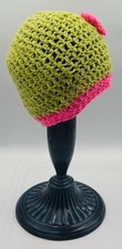 crochet baby beanie with flower