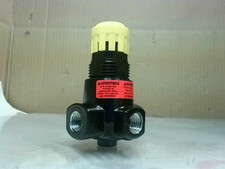 Parker 15R118FB 1/4" NPT Regulator pneumatyczny 250psi Max-Nowy w pudełku