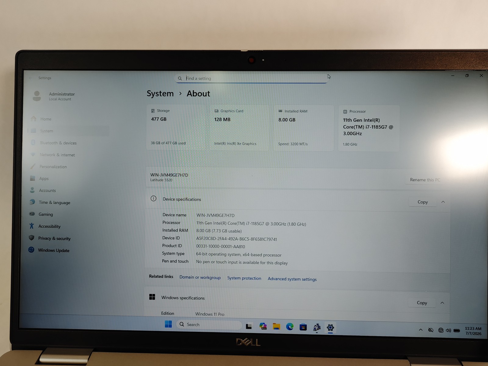 Dell Latitude 5520, 15.6-Inch Laptop, with Core i7 11th Gen., Windows 11 Pro