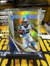 2019 Panini Phoenix - Catching Fire Yellow #26 D.J. Moore /75