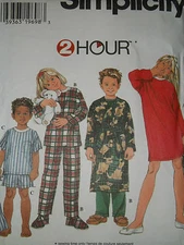 🌹UNCIRCULATED SIMPLICITY #7407-CHILDS (2-HR) PJ'S-NIGHTGOWN-ROBE PATTERN 3-6 FF