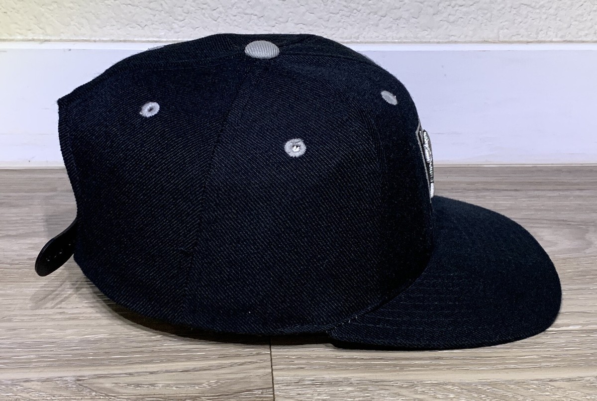 T.H【希少】90s New Era LosAngeles Raiders VTG 90s NFL Los Angeles Raiders Arch Logo SNAPBACK Hat New